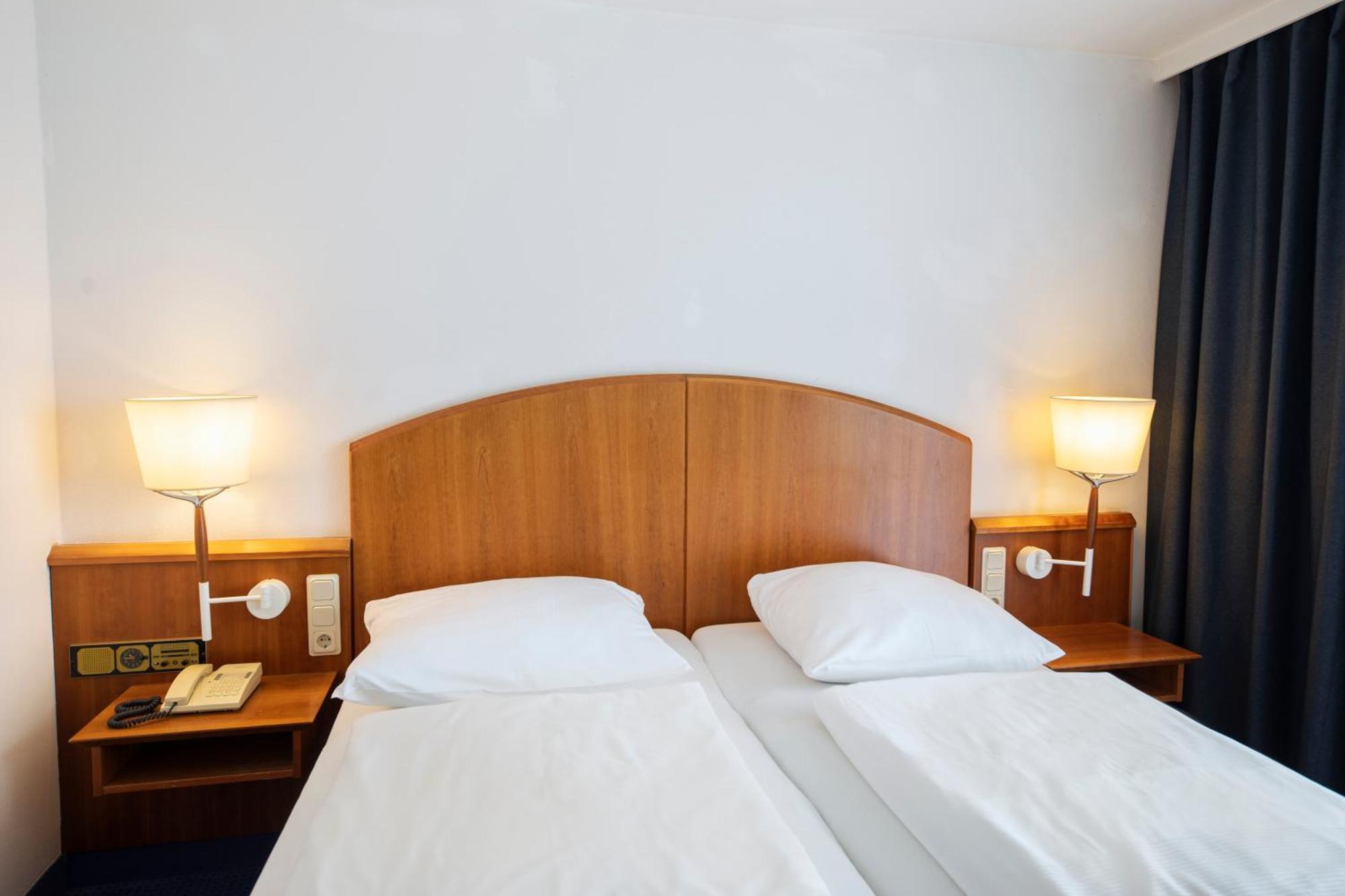 Roomingtons Karoli 발트키르헨 외부 사진
