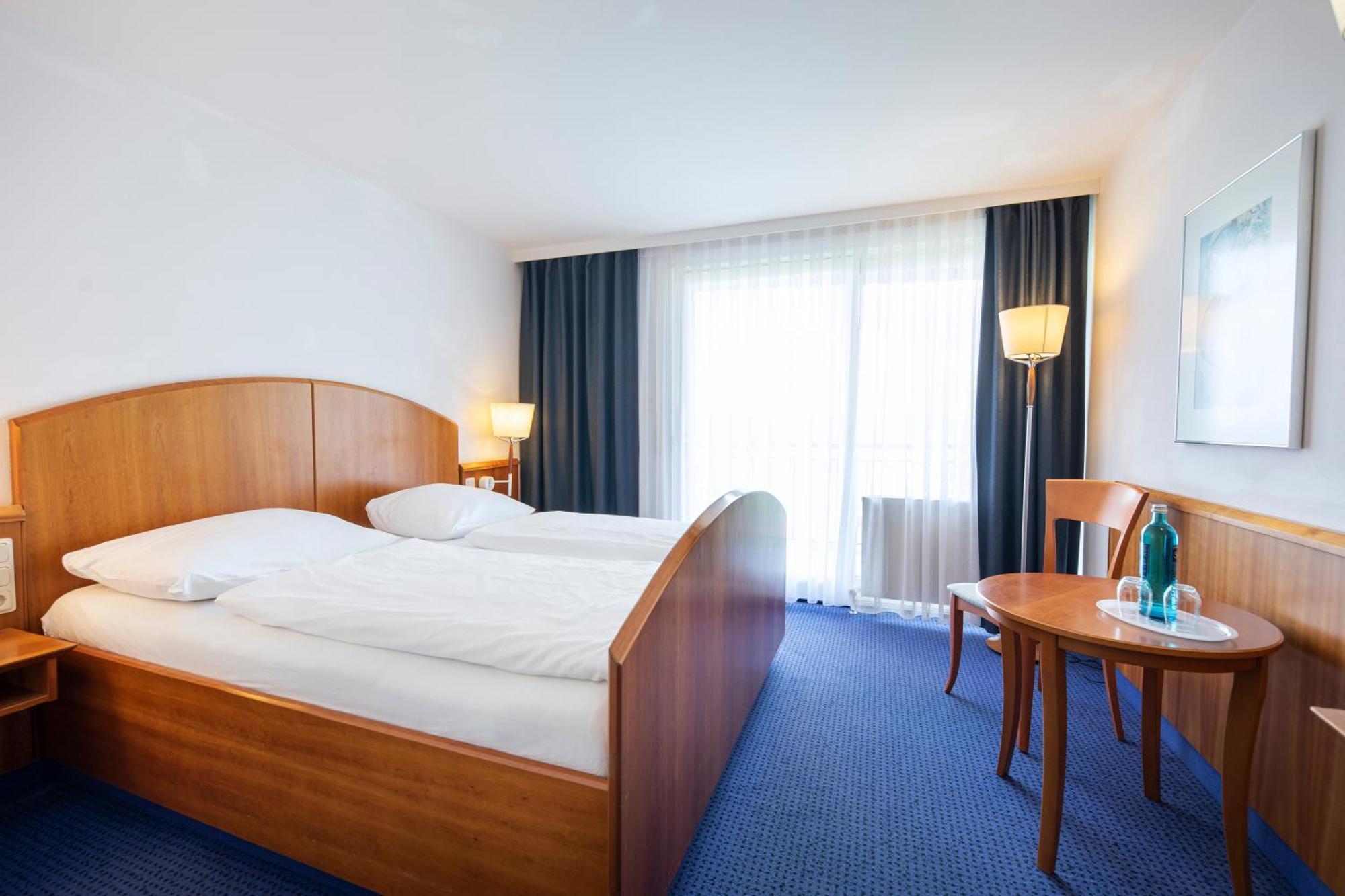 Roomingtons Karoli 발트키르헨 외부 사진