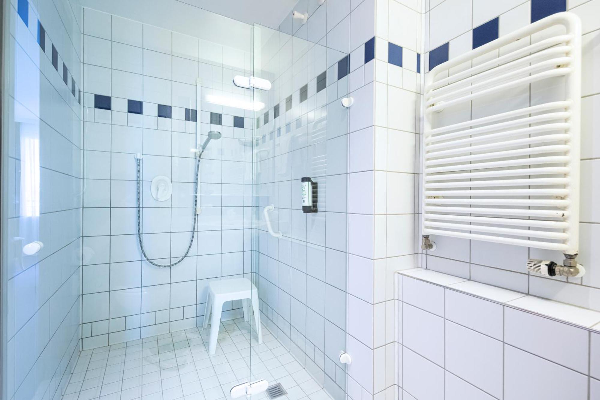 Roomingtons Karoli 발트키르헨 외부 사진