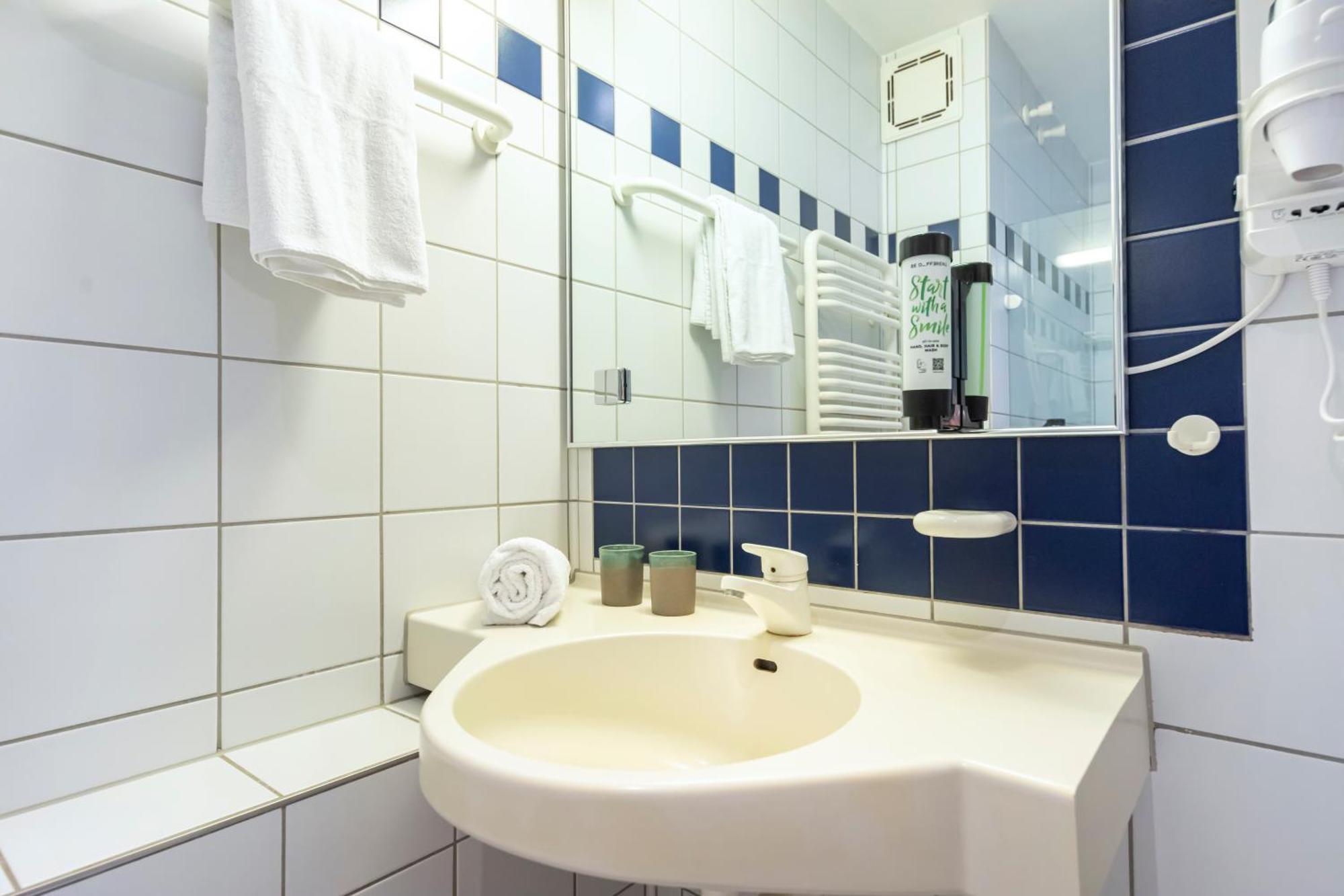 Roomingtons Karoli 발트키르헨 외부 사진