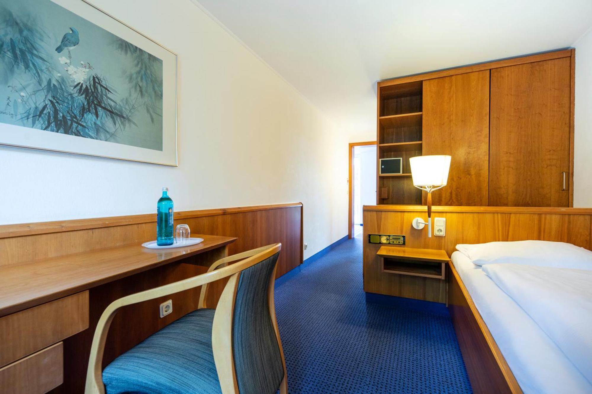 Roomingtons Karoli 발트키르헨 외부 사진